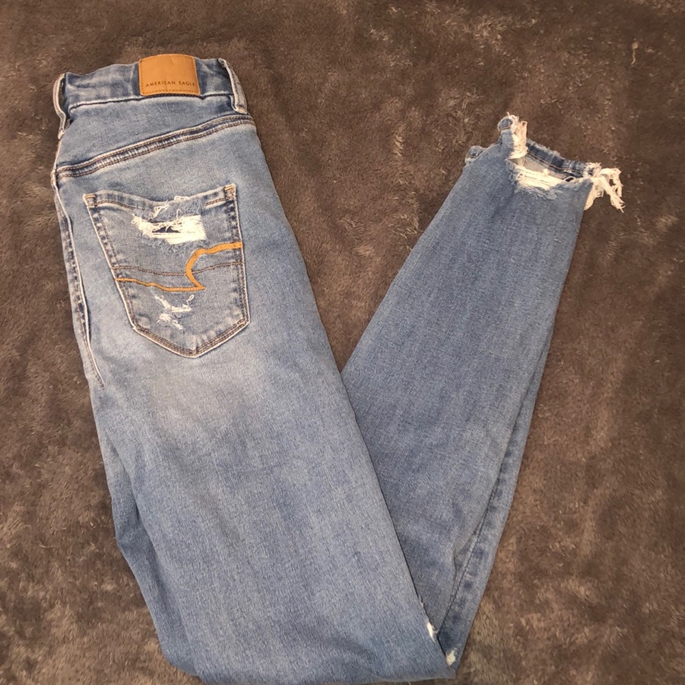 AmericanEagle Curvy High Rise Jegging. 2L